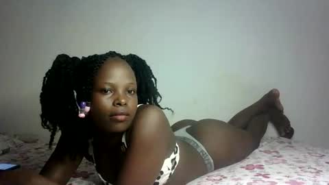 Snapshot of prettymelly_ chatting on 3, 3, 2025 Melly online show from 3, 3, 2025