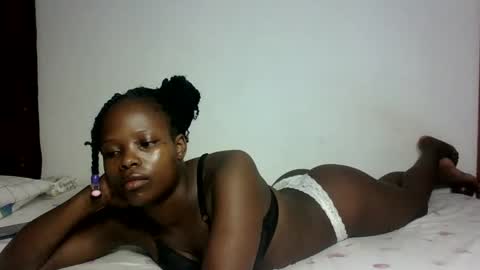 Snapshot of prettymelly_ chatting on 9, 3, 2025 Melly online show from 9, 3, 2025
