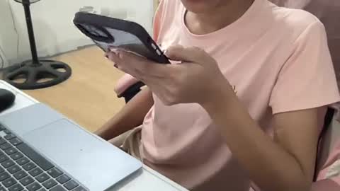 Snapshot of prettyph1 chatting on 8, 1, 2025 LYNDA online show from 8, 1, 2025