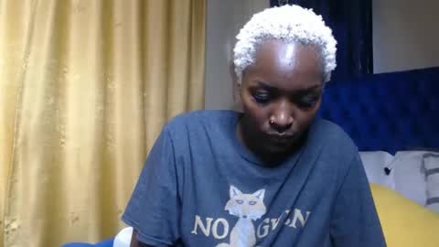 Snapshot of prettyquee chatting on 13, 4, 2026 sasha online show from 13, 4, 2026