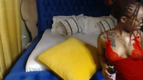 Snapshot of prettyquee chatting on 17, 4, 2026 sasha online show from 17, 4, 2026