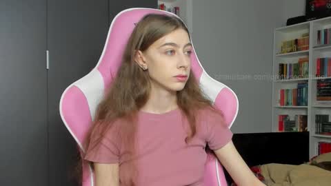 Sophie  next stream will be at Monday  i will wait you guys  online show from 17, 10, 2025