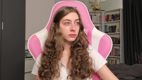 Sophie  next stream will be at Monday  i will wait you guys  online show from 5, 6, 2026