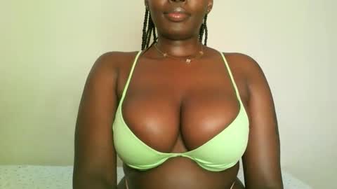 Snapshot of prettyvishy chatting on 16, 5, 2026 prettyvishy online show from 16, 5, 2026