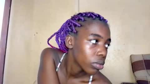 prettyzuzu online show from 29, 11, 2025