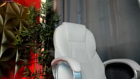 Snapshot of primaldante chatting on 3, 11, 2025 Primaldante online show from 3, 11, 2025