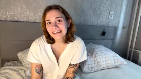 Snapshot of primrosebrabsona chatting on 13, 10, 2025 Anna Vdovoch online show from 13, 10, 2025