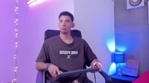 prince_arthur77 online show from 12, 1, 2025