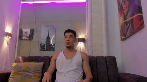 prince_arthur77 online show from 15, 1, 2025