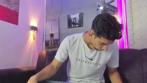 prince_arthur77 online show from 3, 10, 2025