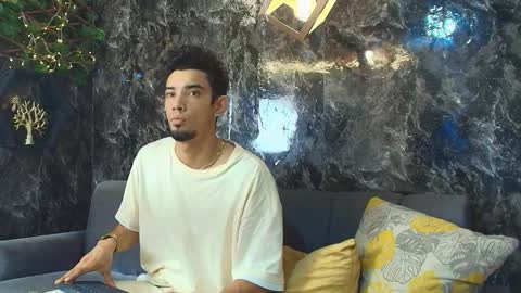 prince_arthur77 online show from 18, 11, 2025