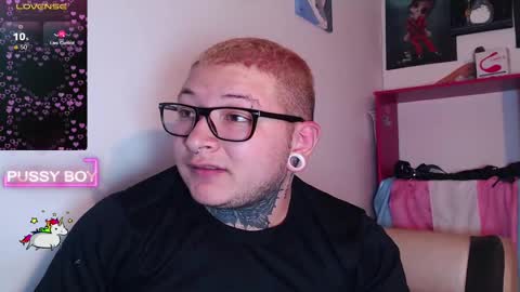 Snapshot of prince_ftm1 chatting on 24, 1, 2025 Prince online show from 24, 1, 2025