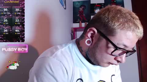 Snapshot of prince_ftm1 chatting on 2, 2, 2025 Prince online show from 2, 2, 2025