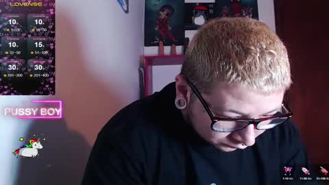 Snapshot of prince_ftm1 chatting on 5, 2, 2025 Prince online show from 5, 2, 2025