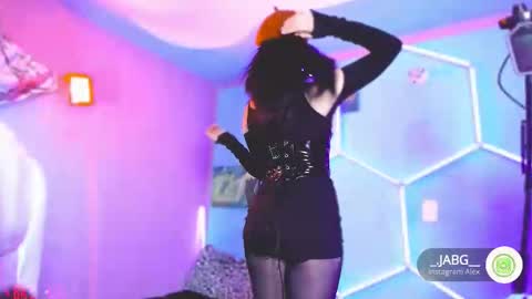 Beth   online show from 17, 10, 2025