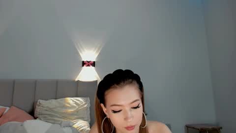 Snapshot of princess_nier chatting on 18, 12, 2024 Princess Diana online show from 18, 12, 2024