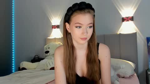 Snapshot of princess_nier chatting on 26, 1, 2025 Princess Diana online show from 26, 1, 2025