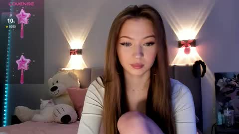 Snapshot of princess_nier chatting on 19, 9, 2025 Princess Diana online show from 19, 9, 2025