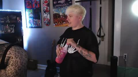 Snapshot of princess_pixielove chatting on 1, 7, 2026 TomboyTease online show from 1, 7, 2026