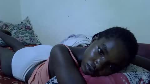 Snapshot of princess_scovia chatting on 9, 5, 2026 princess_scovia online show from 9, 5, 2026