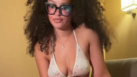 Snapshot of princessamberrrxo chatting on 22, 7, 2026 Amber online show from 22, 7, 2026