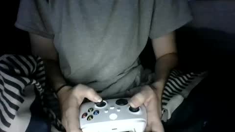 Holly love online show from 21, 11, 2025