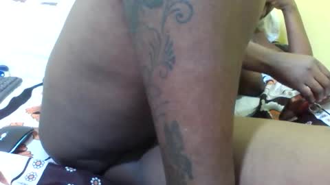 Snapshot of princessmiles2 chatting on 31, 5, 2026 phelly online show from 31, 5, 2026