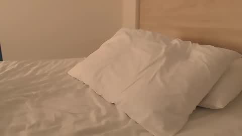 Kris3 online show from 13, 2, 2025