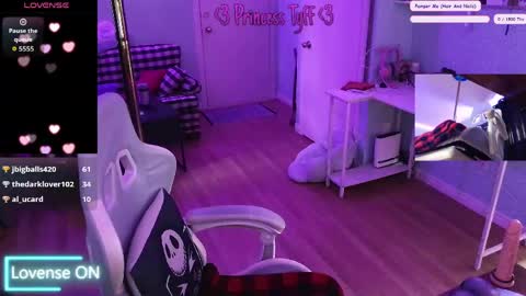 Snapshot of princesstyff chatting on 11, 5, 2026 Tyff et Blast online show from 11, 5, 2026