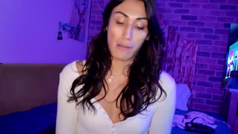 Snapshot of prinxessally chatting on 4, 8, 2026 Prinxessally online show from 4, 8, 2026