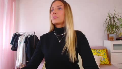 Snapshot of private_call chatting on 10, 5, 2026 Nansy online show from 10, 5, 2026