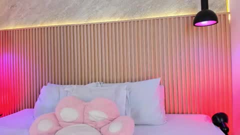 Profana Red online show from 2, 3, 2026