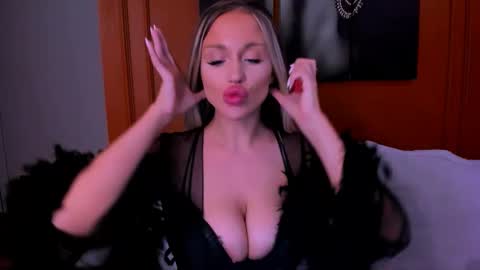 Snapshot of project_barbara chatting on 26, 2, 2025 Barbara online show from 26, 2, 2025