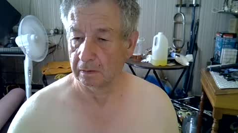 Snapshot of projectorepson chatting on 11, 7, 2026 projectorepson online show from 11, 7, 2026