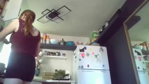 Snapshot of properfuct chatting on 23, 9, 2025 Properfuct online show from 23, 9, 2025