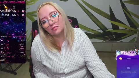 Snapshot of puffybun chatting on 18, 1, 2025 puffybun online show from 18, 1, 2025