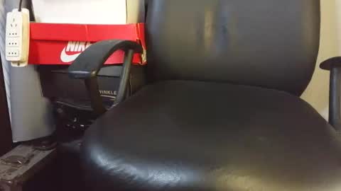 Snapshot of puky_mza chatting on 18, 4, 2026 puky_mza online show from 18, 4, 2026