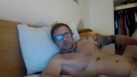 Snapshot of pulllin4u chatting on 4, 6, 2026 pulllin4u online show from 4, 6, 2026