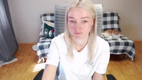 Snapshot of puma_ma chatting on 2, 5, 2026 Polly online show from 2, 5, 2026
