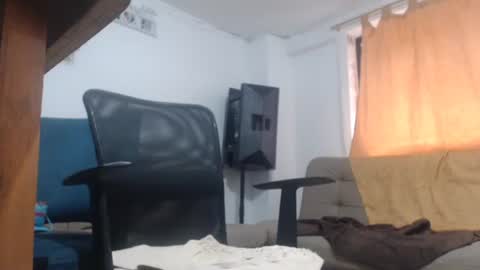 Snapshot of pummpummm chatting on 18, 9, 2025 pummpummm online show from 18, 9, 2025