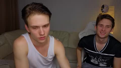 Snapshot of pupsenish chatting on 29, 9, 2025 Jesse online show from 29, 9, 2025