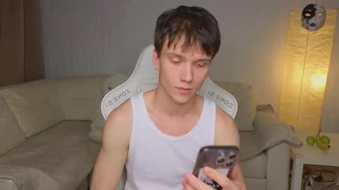 Snapshot of pupsenish chatting on 18, 10, 2025 Jesse online show from 18, 10, 2025