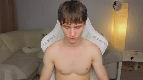 Snapshot of pupsenish chatting on 9, 11, 2025 Jesse online show from 9, 11, 2025