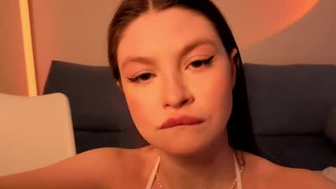 Snapshot of puree_eva chatting on 29, 5, 2026 Eva online show from 29, 5, 2026