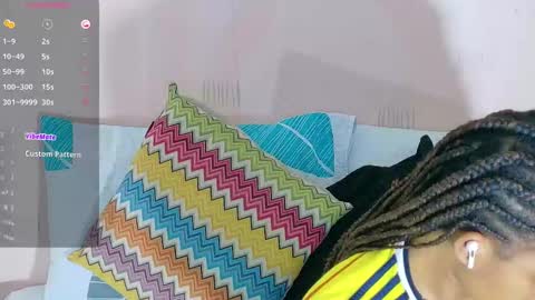 Snapshot of pureebonyy chatting on 10, 9, 2025 pureebonyy online show from 10, 9, 2025