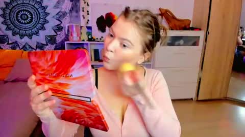 Snapshot of purehanna chatting on 13, 7, 2026 Miss Hanna online show from 13, 7, 2026