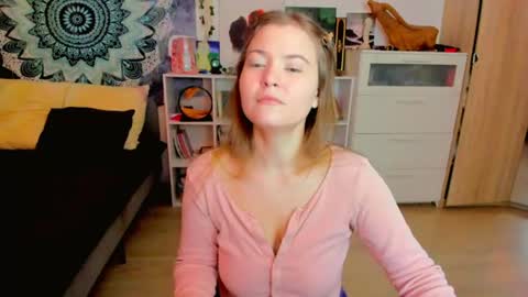 Snapshot of purehanna chatting on 16, 7, 2026 Miss Hanna online show from 16, 7, 2026