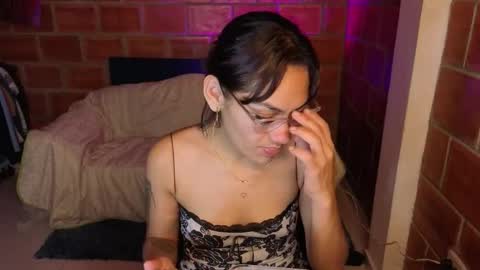 purepleasure25 online show from 8, 1, 2026