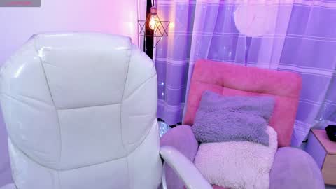 Anna  online show from 6, 12, 2024