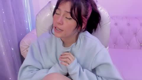 Anna  online show from 10, 2, 2025